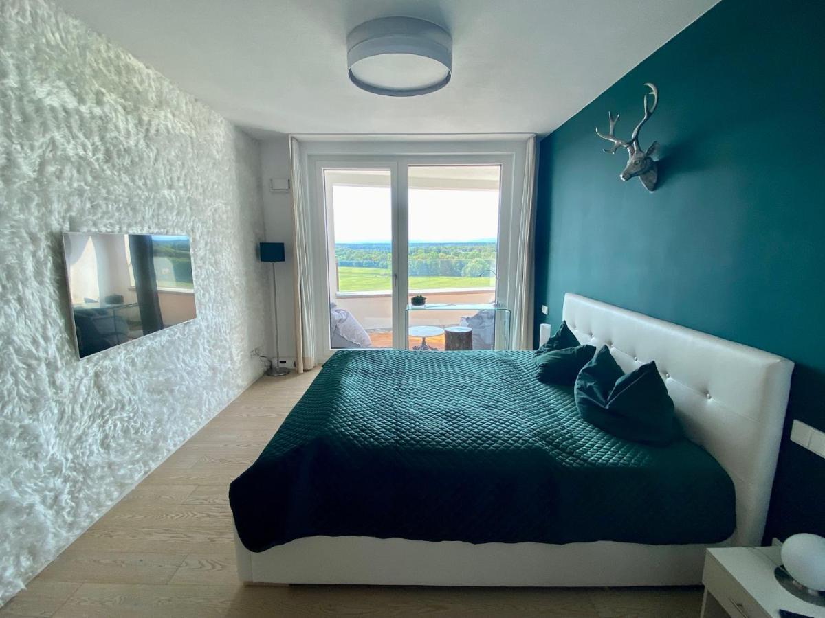 Alpen-Panorama Suite - Einzigartige Privatsuite Hoch Ueber Muenchen, 12Tes Og, Alpenblick, Loggia, Whirlpool, 15 Minuten Zum Zentrum, Ruhe Und Erholung In Der Stadt Muenchen Fuer Privat Und Geschaeftlich Reisende エクステリア 写真