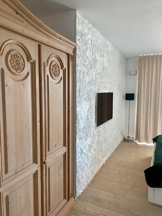 Alpen-Panorama Suite - Einzigartige Privatsuite Hoch Ueber Muenchen, 12Tes Og, Alpenblick, Loggia, Whirlpool, 15 Minuten Zum Zentrum, Ruhe Und Erholung In Der Stadt Muenchen Fuer Privat Und Geschaeftlich Reisende エクステリア 写真